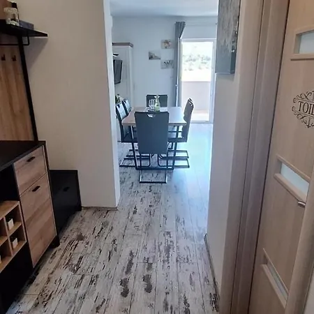 Island Rab Apartman *