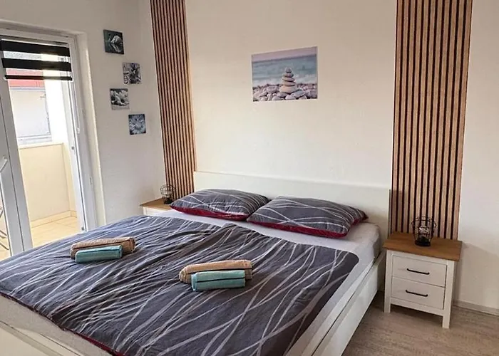 Island Rab Apartman *