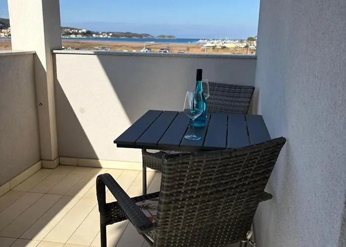 Island Rab Apartman